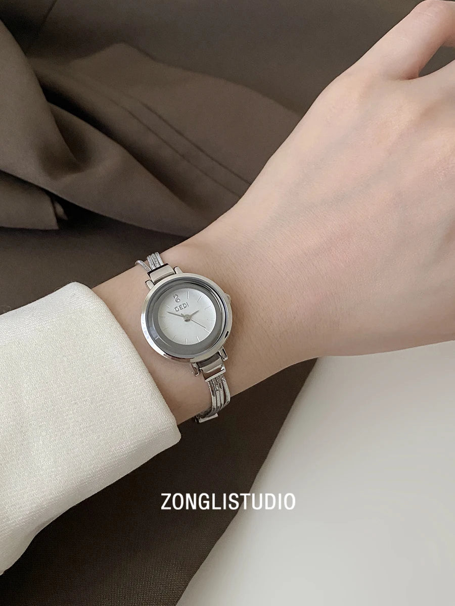 New Exquisite Round Dial Women'S Watch, Elegant And Simple Quartz Wristwatch, Suitable For Women To Wear And As A Gift.